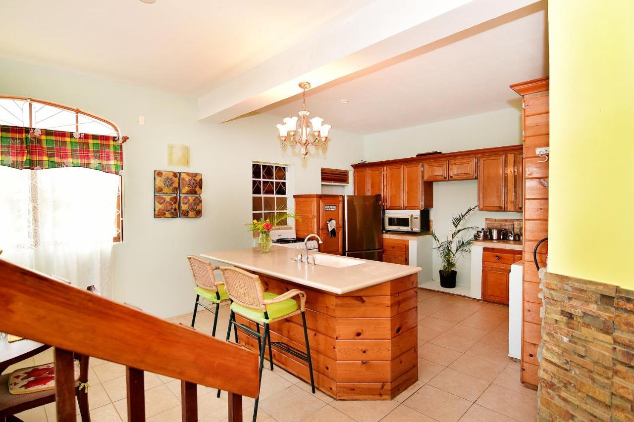 Beachfront Villa Gros Islet Eksteriør bilde