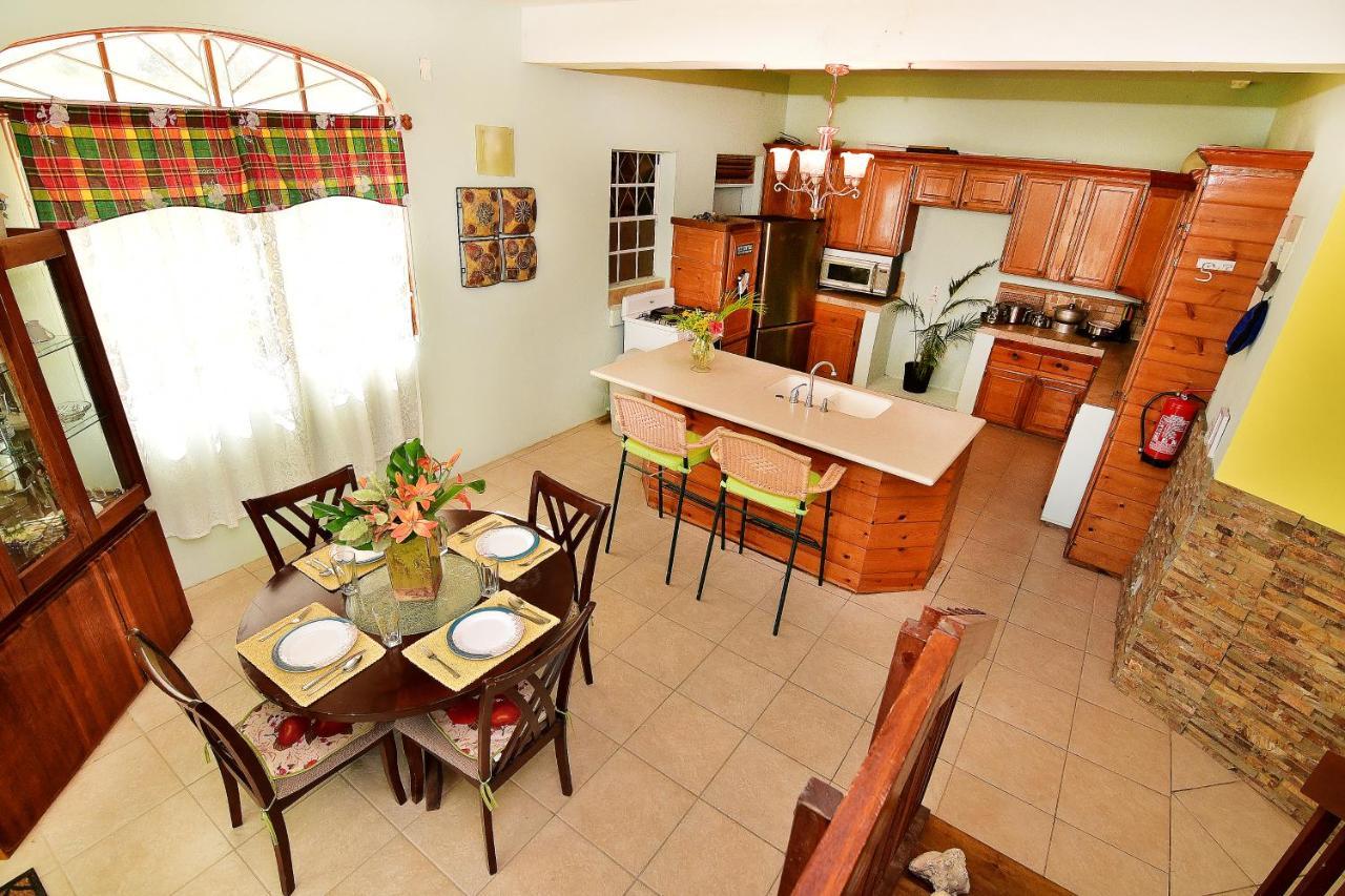 Beachfront Villa Gros Islet Eksteriør bilde